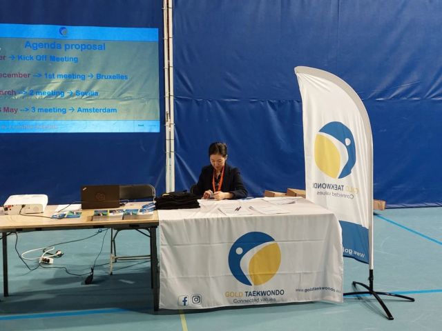 The Gold taekwondo project continues.
We were invited to the Dutch Open to meet the coaches and present our project.
A lot of positive and encouraging feedback!
Thanks to all !
Do not hesitate to indicate your email address on our website to get information about the project.
https://goldtaekwondo.eu/
We will communicate in a few days the programme of the first meeting on 3 and 4 December.

#Taekwondo #ABFT #ABFTTeam #Sportdehautniveau #teambelgium #ADEPS #federation_wallonie_bruxelles #belgium #martialarts #fight #taekwondofamily #taekwondolovec#blackbelt #worldtaekwondo #mundotaekwondo #wt #taekwondoallday #taekwondotraining #tkd  #taekwondolife #referee